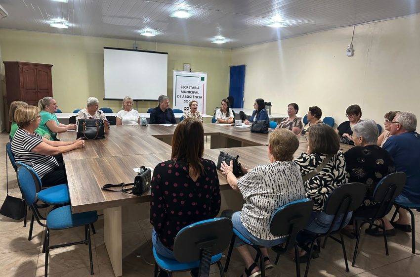  Secretária da Assistência Social destaca importância do trabalho coletivo