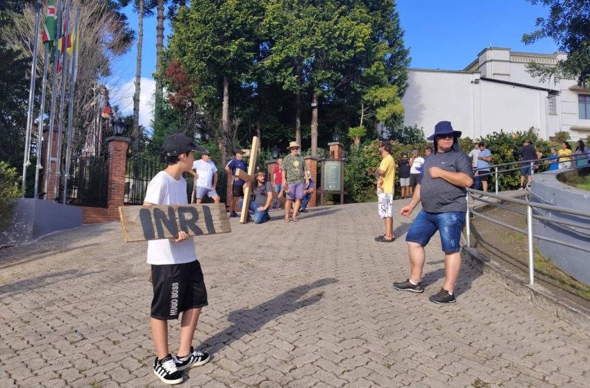  Drama do Calvário: começam os ensaios