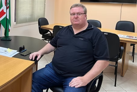  Diretor da Câmara divulga carta sobre denúncias