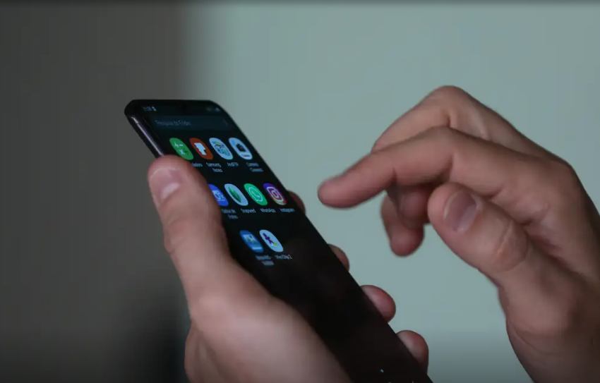  INSS alerta para golpe com aplicativo falso de reembolso