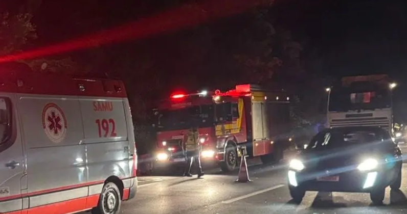  Jovem morre após colisão entre moto e carro na BR-470 em Gaspar