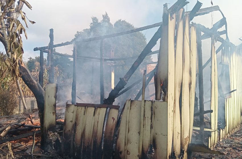  Idosa morre em incêndio na manhã desta sexta-feira