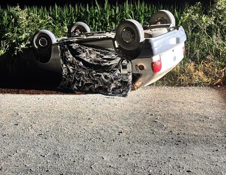  Capotamento deixa um morto e um ferido no Planalto Norte
