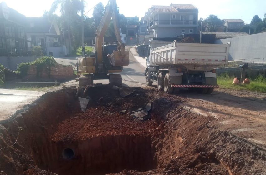  Obras de drenagem são realizadas em dois bairros de São Bento do Sul