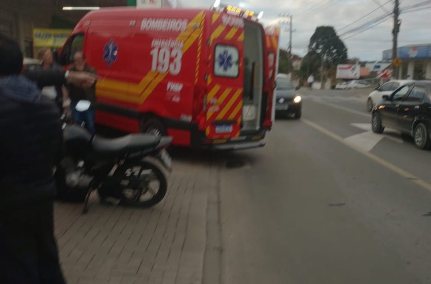  Motociclista fica ferido após colisão com carro no bairro Colonial