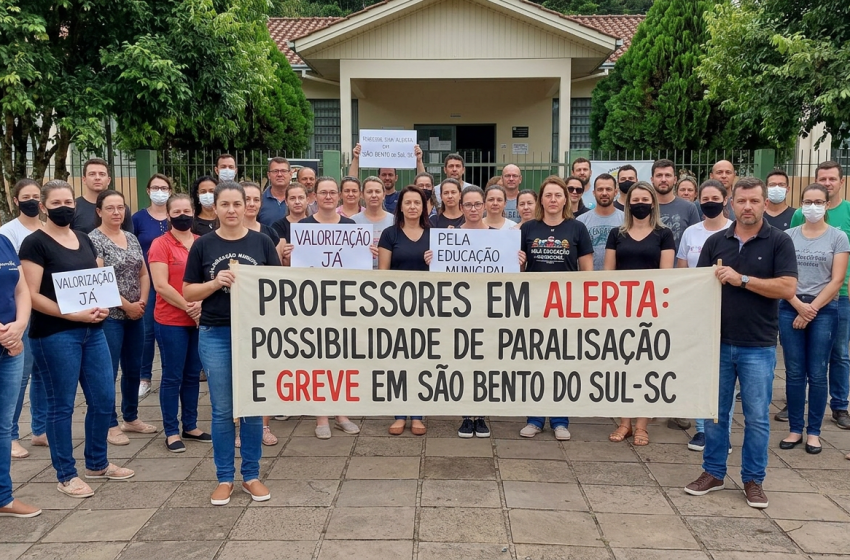  Sindicato e educação se reúnem hoje