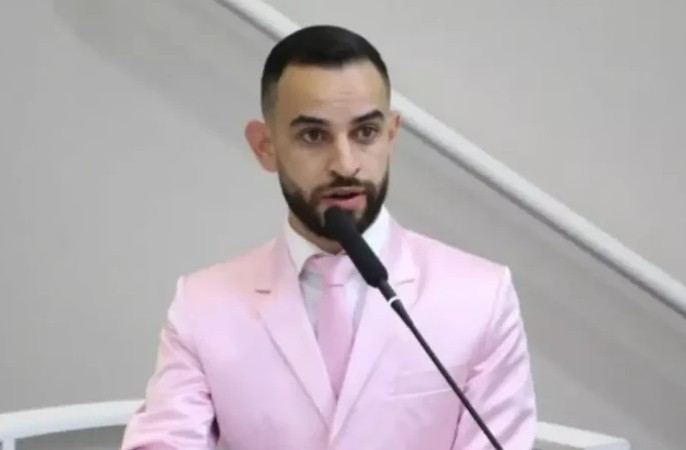  De vice na prefeitura para o “xadrez”