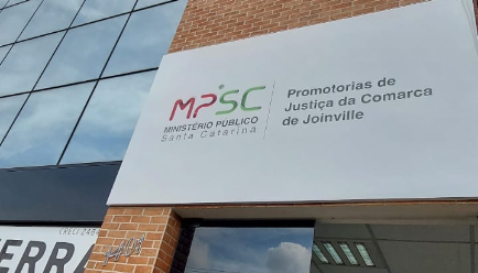  Homem é condenado a 16 anos de prisão por homicídio qualificado da própria filha