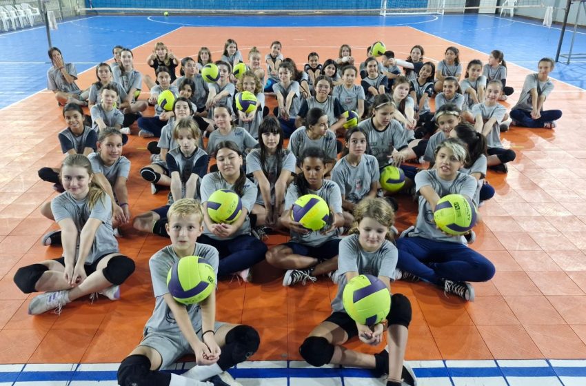  Projeto Voleibol para Sempre movimenta 367 crianças e adolescentes em São Bento do Sul